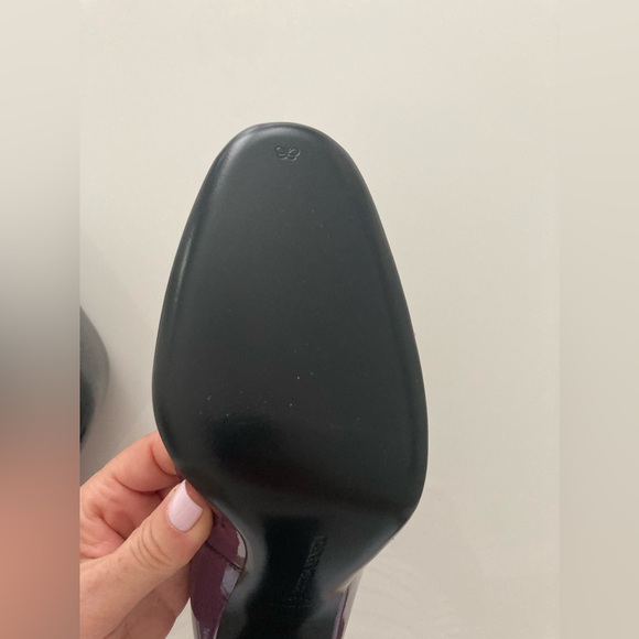 Bottega Veneta Purple Patent Leather Pumps with Black Colour Block Heel - Picture 8 of 10